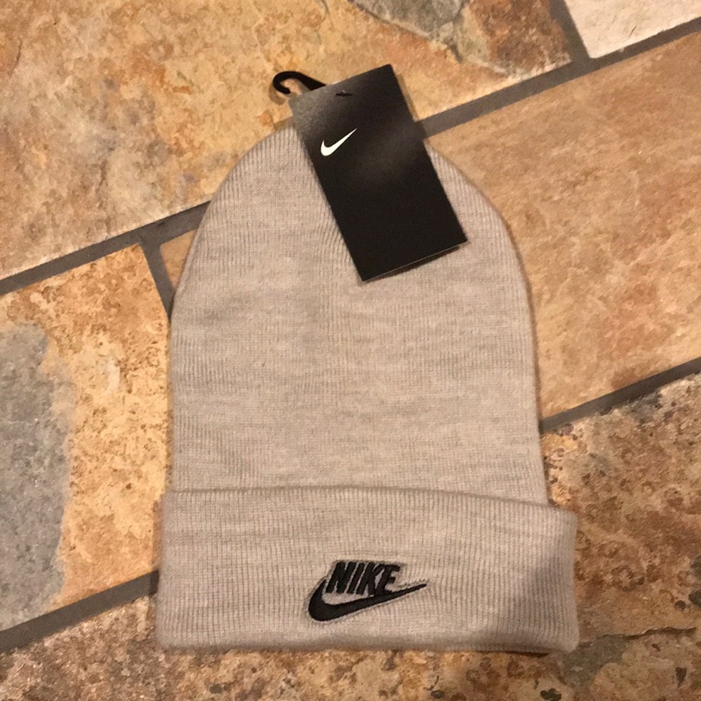 NWT Nike beanie